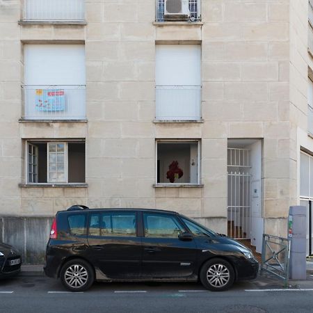 אביניון Appartement De Charme - Vue Sur Remparts - Wifi Gratuit - Parking Payant A Proximite מראה חיצוני תמונה