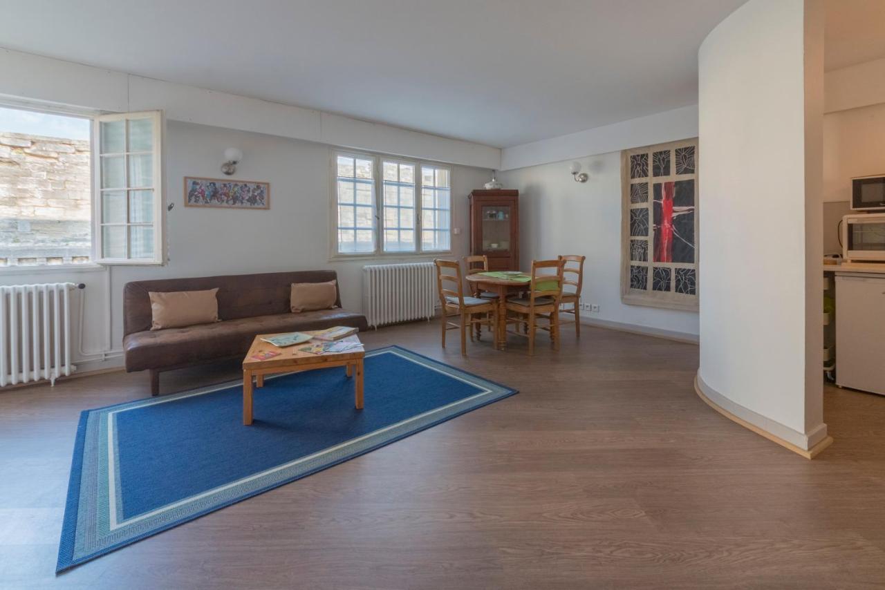 אביניון Appartement De Charme - Vue Sur Remparts - Wifi Gratuit - Parking Payant A Proximite מראה חיצוני תמונה